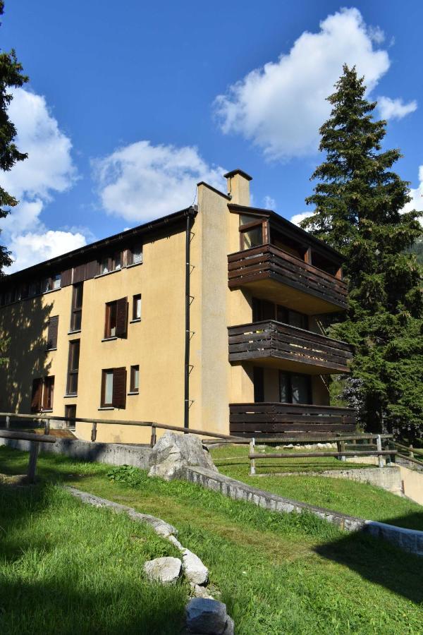 Miralago 04 Appartamento Мадона ди Кампильо Екстериор снимка